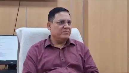 देहरादून: मौसम विज्ञान केंद्र देहरादून के निदेशक डॉ. विक्रम सिंह ने भारी बारिश का अलर्ट जारी किया