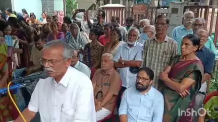 ഏറനാട്: പി.എഫ്.ആര്‍.ഡി.എ നിയമം പിന്‍വലിക്കണം, പെന്‍ഷനേഴ്സ് യൂണിയന്‍ മലപ്പുറം GST ഓഫീസിന് മുന്നിൽ ധർണ നടത്തി
