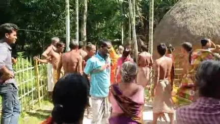 শীতলকুচি: সর্বেশ্বর জয় দুয়ার এলাকা থেকে এক মহিলার ঝুলন্ত দেহ উদ্ধার পুলিশের