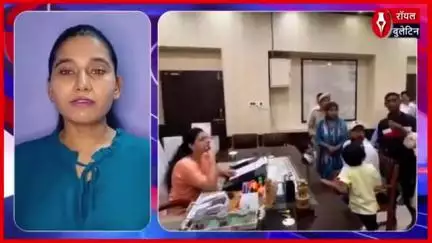 Viral Video, देवरिया DM Divya Mittal का मानवीय चेहरा वायरल, दिव्यांग की मदद कर जीता दिल
#viralvideo #deoria #deorianews #divyamittal