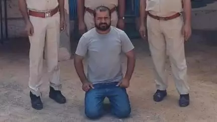 नोखा: जसरासर थाना पुलिस ने अवैध पिस्तौल के साथ हिस्ट्रीशीटर को किया गिरफ्तार