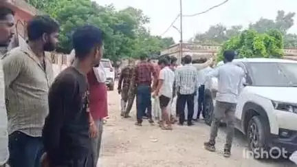 जसराना: गांव भकरा में खेत पर काम करते समय जहरीले सांप के डंसने से युवक की हुई मौत