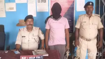 परसा: परसौना हत्याकांड: पुलिस ने फरार अभियुक्त को किया गिरफ्तार