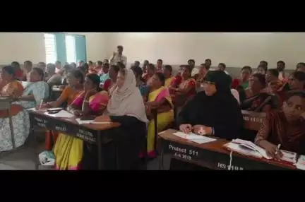 పాపన్నపేట్: ఓటర్ జాబితా తయారీలో బూత్ లెవెల్ అధికారులకు పాత్ర కీలకం 
 మెదక్ ఆర్డవో రమాదేవి