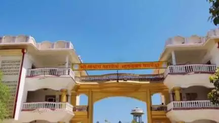 सांचोर: गोधाम पथमेड़ा गोशाला समूह की मासिक बैठक में 63 हजार गोवंश के लिए 13 हजार टन चारा वितरित किया गया