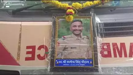 बांसवाड़ा: गारीया स्थित मेवाड़ भील कोर कार्यालय पर MBC जवान की घटना में मौत के बाद, गार्ड ऑफ ऑनर के साथ दी गई श्रद्धांजलि