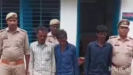 मड़ावरा: मदनपुर पुलिस ने न्यायालय में वांछित खैरपुरा निवासी 3 लोगों को किया गिरफ्तार