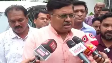 ଭୁବନେଶ୍ବର ମ୍ୟୁନିସିପାଲଟି କର୍ପୋରେସନ: ରତ୍ନ ଭଣ୍ଡାର ପ୍ରସଙ୍ଗରେ ଭୁବନେଶ୍ୱର ସରକାରୀ ବାସଭବନରେ ପ୍ରତିକ୍ରିୟା ରଖିଲେ ଆଇନ ମନ୍ତ୍ରୀ ପୃଥ୍ୱୀରାଜ ହରିଚନ୍ଦନ