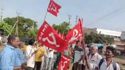 మోడీ ప్రభుత్వం అధికారంలోకి వచ్చిన తర్వాత కార్మికులకు మొండి చేయి.