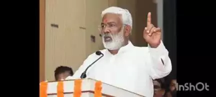 बलिया: जल शक्ति मंत्री स्वतंत्र देव सिंह ने बलिया का दौरा किया, कहा- नाम बदलकर कांवड़ यात्रियों को परेशान किया तो खैर नहीं