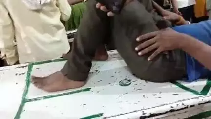 सीतापुर: रेनू महेश हॉस्पिटल के पास तेज रफ्तार अज्ञात वाहन ने एक पैदल व्यक्ति को मारी जोरदार टक्कर, हुआ घायल
