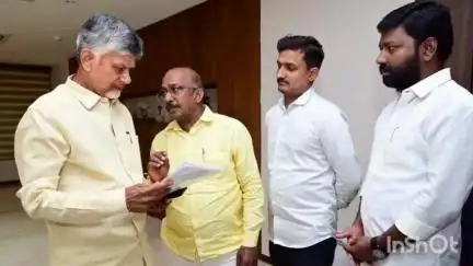 ఆలూరు: ఆలూరులో గత మూడు రోజుల నుండి జరుగుతున్న అలజడుల గురించి CM దృష్టికి తీసుకెళ్లిన, ఆలూరు టిడిపి మాజీ ఇంచార్జ్ గౌడ్