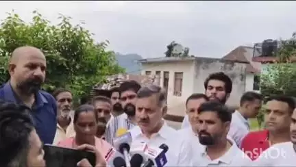 बिलासपुर सदर: तकनीकी शिक्षा मंत्री राजेश धर्माणी ने कहा कि नोग रेलवे टनल प्रभावितों की समस्याओं का समाधान प्राथमिकता के आधार पर होगा