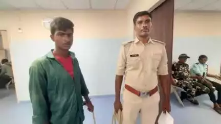 अस्थावां: अस्थावां थाना पुलिस ने चोरी के मामले में कोनन्द गांव से एक आरोपी को गिरफ्तार किया