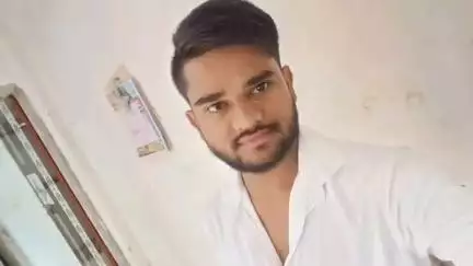 जळगाव: नियतीचा क्रूर डाव: लक्ष्मीनगरात एकुलत्या एक मुलाने संपवले आयुष्य, आईवर दुःखाचा डोंगर; शहर पोलीसात नोंद