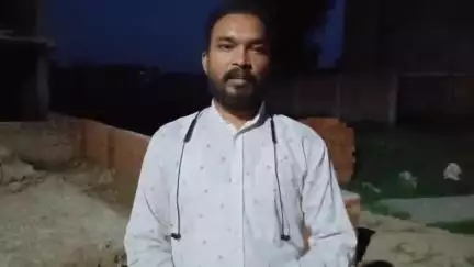 रुदौली: भाजपा नेता पवन राजपूत ने रुदौली क्षेत्र में हो रही यूरिया काला बाजारी की शिकायत की, वीडियो हुआ वायरल