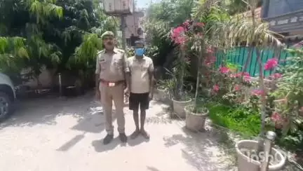 संडीला: संडीला पुलिस ने मारपीट से संबंधित अभियोग के नामजद अभियुक्त गिरीश को किया गिरफ्तार