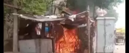 भिंड नगर: भिंड: मंशापूर्ण हनुमान मंदिर के पास गन्ने के जूस की दुकान में आग, हज़ारों का सामान जलकर खाक