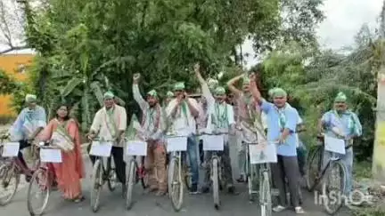 नावकोठी: जदयू ने नावकोठी प्रखंड में मतदाता जागरूकता के लिए निकाली साइकिल रैली, लोगों को किया जागरूक