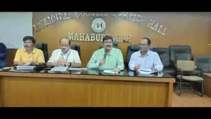 మహబూబ్ నగర్ అర్బన్: వార్డుల్లోని ఇందిరమ్మ ఇళ్లలో మున్సిపల్ శాఖ అధికారులు ఎలాంటి అవకతవకలు లేకుండా చూసుకోవాలి: కమిషనర్ ప్రదీప్ కుమార్