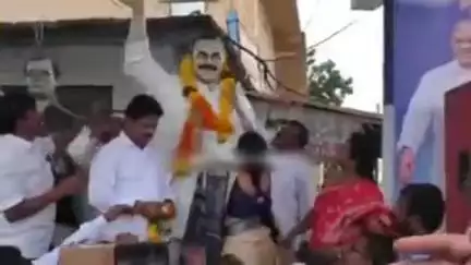 దర్శి: పట్టణంలో ఘనంగా YSR జయంతి వేడుకలు, ఆయన విగ్రహానికి నివాళులర్పించిన ఎమ్మెల్యే బూచేపల్లి శివప్రసాద్ రెడ్డి