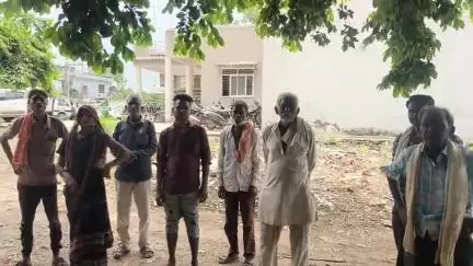 जौरा: ग्राम दीपैरा में दो पक्षों में हुई मारपीट, थाने पहुंचे लोगों ने पुलिस पर कार्रवाई नहीं करने के लगाए आरोप