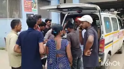 सासाराम: ट्रक और बाइक की टक्कर में एक व्यक्ति गंभीर रूप से घायल हुआ