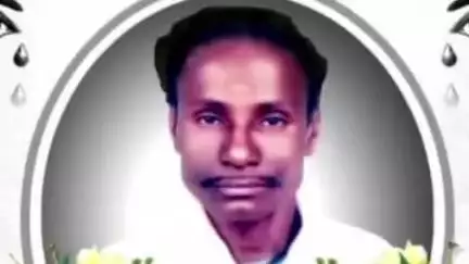 மன்னார்குடி: சவளக்காரன் கிராமத்தில் சிலம்பம் கற்றுக் கொடுத்த ஆசிரியருக்கு சிலம்பம் சுற்றி அஞ்சலி செலுத்திய மாணவர்கள் வீடியோ வைரல்