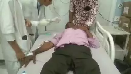 भीलवाड़ा: रीको क्षेत्र स्थित निजी फैक्ट्री में मजदूर ने मैनेजर के साथ की मारपीट, घायल मैनेजर को जिला चिकित्सालय में भर्ती