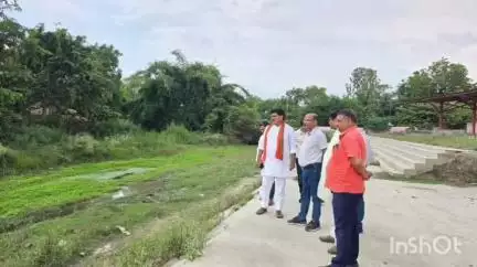 हर्रैया: हर्रैया के मखौड़ा में माँ के नाम पर कल होगा वृहद पौधरोपण, विधायक ने तैयारी का लिया जायजा
