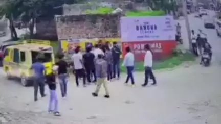 करनाल: बड़ा गांव में हुई लड़ाई-झगड़े की वारदात, सीसीटीवी तस्वीर आई सामने