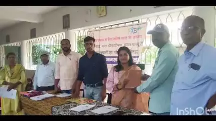 शिकारीपाड़ा: प्रवाह संस्था ने कस्तूरबा गांधी आवासीय विद्यालय में बाल संरक्षण मुद्दों पर कार्यशाला आयोजित की