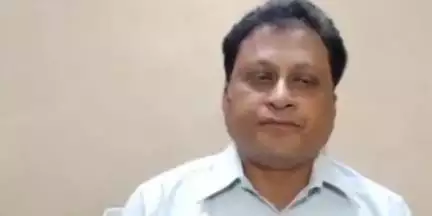 उत्तर सोलापूर: वाडिया हॉस्पिटलच्या उद्घाटनाआधीच अध्यक्ष प्रभाकर करंदीकर यांचा राजीनामा; डॉ. संदीप आडके यांची माहिती...