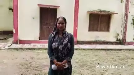 कर्वी: कर्वी के चुनहा पुरवा निवासी महिला ने दबंगों पर अपनी जमीन में कब्जा करने का लगाया आरोप, शिकायत लेकर पहुंची तहसील कर्वी