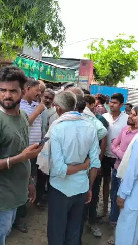 वैर: गाँव प्रेमनगर में पत्थरों से भरी ट्रैक्टर ट्रॉली ने युवक को मारी टक्कर, युवक घायल होकर मृत घोषित