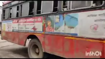 गोंदिया: जिल्ह्यात अतिवृष्टीमुळे बसच्या २६ फेऱ्या रद्द
तिरोडा आगाराच्या २४ फेऱ्या रद्द: गोंदिया आगाराची सेवा सुरळीत सुरू