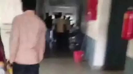 दुधि: बभनी के चीकू टोला में एक कार ने बाइक में मारी जोरदार टक्कर, दो लोग घायल, जिला अस्पताल रेफर