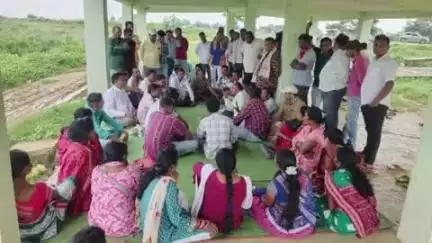 କଣ୍ଟାବାଞ୍ଜି: କନ୍ଧବାହାଲ ଗାଁ ଠାରେ ଗାଁ ସାଥୀ ସଂଘର  ବୈଠକ,ନୂତନ କର୍ମକର୍ତ୍ତା ଚୟନ