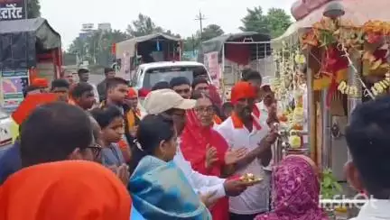 राहुरी: राहुरीत नवनागापूर ते शिर्डी  पायी पालखीचे स्वागत