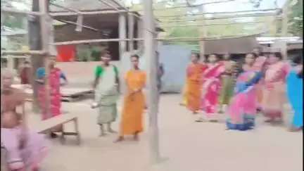 ময়নাগুড়ি: বিয়ের রাতেই কীটনাশক পান করে মৃত্যু হল কনের ঘটনায় শোকের ছায়া ময়নাগুড়িতে