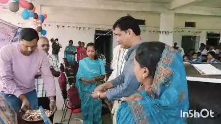 उदयपुर: नमना संकुलकेंद्र में संकुलस्तरीय शालाप्रवेश उत्सव का आयोजन, नवप्रवेशी बच्चों को शिक्षण सामग्री का वितरण किया गया