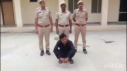 निम्बाहेड़ा: निंबाहेड़ा सदर थाना पुलिस ने एक कार से 37 किलो अफीम डोडा चूरा किया जब्त, एक व्यक्ति गिरफ्तार