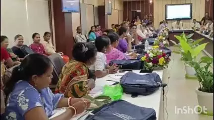 গুৱাহাটী: খানাপাৰাত পঞ্চায়ত নিৰ্বাচিত প্ৰতিনিধিৰ লগত মন্ত্ৰী ৰঞ্জিত কুমাৰ দাসৰ গুৰুত্বপূৰ্ণ বৈঠক
