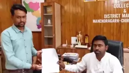 एमसीबी जिला में अवैध शराब तस्करी पर रोक की मांग, कलेक्टर को सौंपा गया ज्ञापन