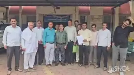 शाजापुर: ग्राम नेवज खेड़ी में दबंगों ने विधायक निधि से बने मांगलिक भवन पर किया कब्जा, ग्रामीणों ने कलेक्टर से लगाई गुहार