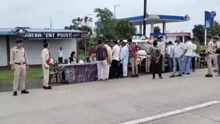 अवंतिपुर बड़ोदिया: प्रथम श्रेणी न्यायिक मजिस्ट्रेट गजल पाहवा ने थाना अवंतिपुर बड़ोदिया क्षेत्र में की मजिस्ट्रेट वाहन चेकिंग