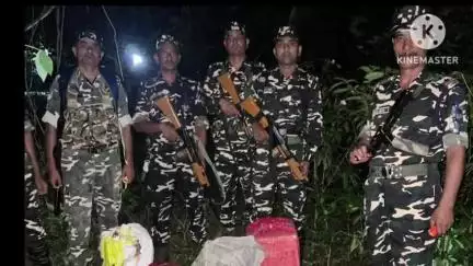 কোকৰাঝাৰ ভাগ: ৰানীগুলিত থকা ৬ নং এচএচবিয়ে ভাৰত - ভূটানৰ সিমান্তৰ নহাৰানীৰ পৰা অবৈধ ভুটানী সুৰা জব্দ কৰি কাষ্টম বিভাগক সমজাই দিছে