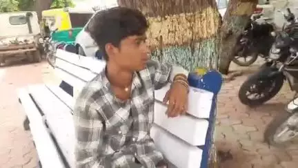 मुरैना नगर: बाँदा जा रहे ईंट भट्टे के मजदूर से बैरियर पर मारपीट, बदमाशों ने मोबाइल सहित ₹15 हजार लूटे