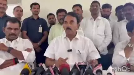 నాగర్ కర్నూల్: గత బిఆర్ఎస్ ప్రభుత్వం రూ 8 లక్షల కోట్ల అప్పులు చేసి ప్రాజెక్టులను పూర్తి చేయలేకపోయింది : మంత్రి జూపల్లి కృష్ణారావు