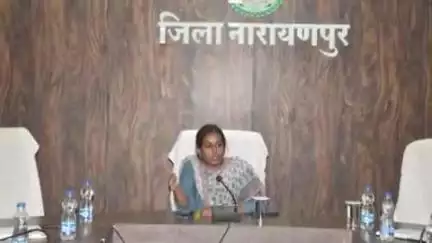 नारायणपुर: कलेक्ट्रेट में समय-सीमा बैठक संपन्न, कलेक्टर प्रतिष्ठा ममगई ने विभागीय अधिकारियों को दिए जरूरी निर्देश